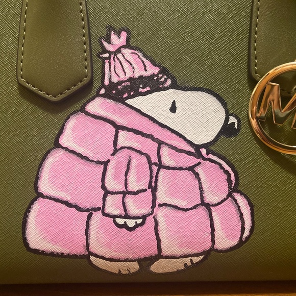 Puffer Jacket Snoopy Michael Kors Olive Handbag/Crossbody Bag - Picture 3 of 7